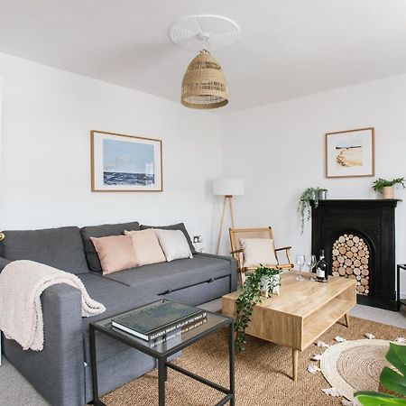 Cosy Period Cottage 2Min Walk To The Beach Portrush Zewnętrze zdjęcie