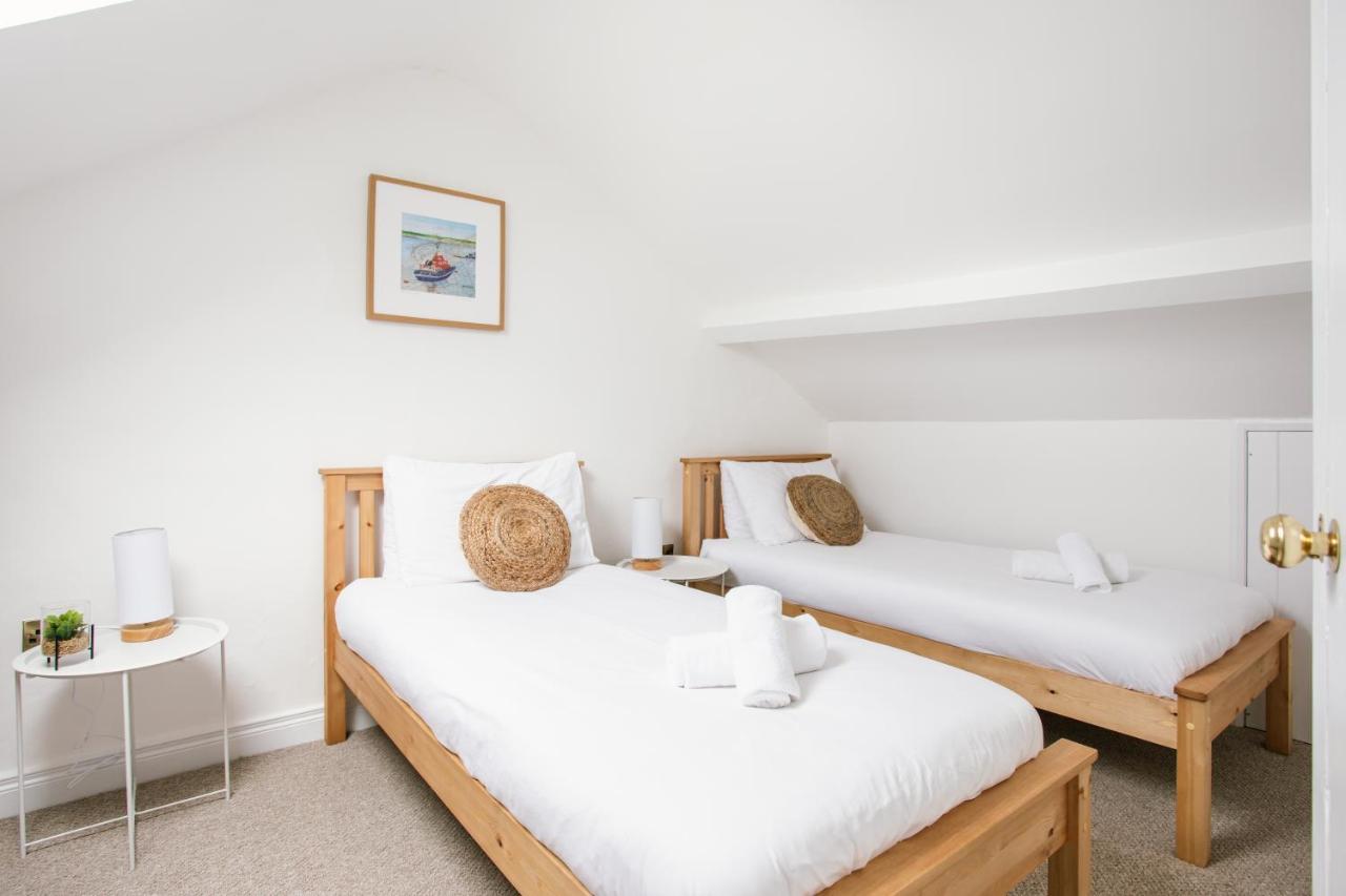 Cosy Period Cottage 2Min Walk To The Beach Portrush Zewnętrze zdjęcie